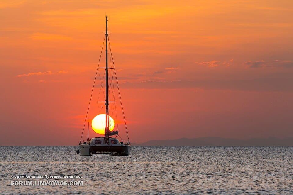 Catamaran sunset trip