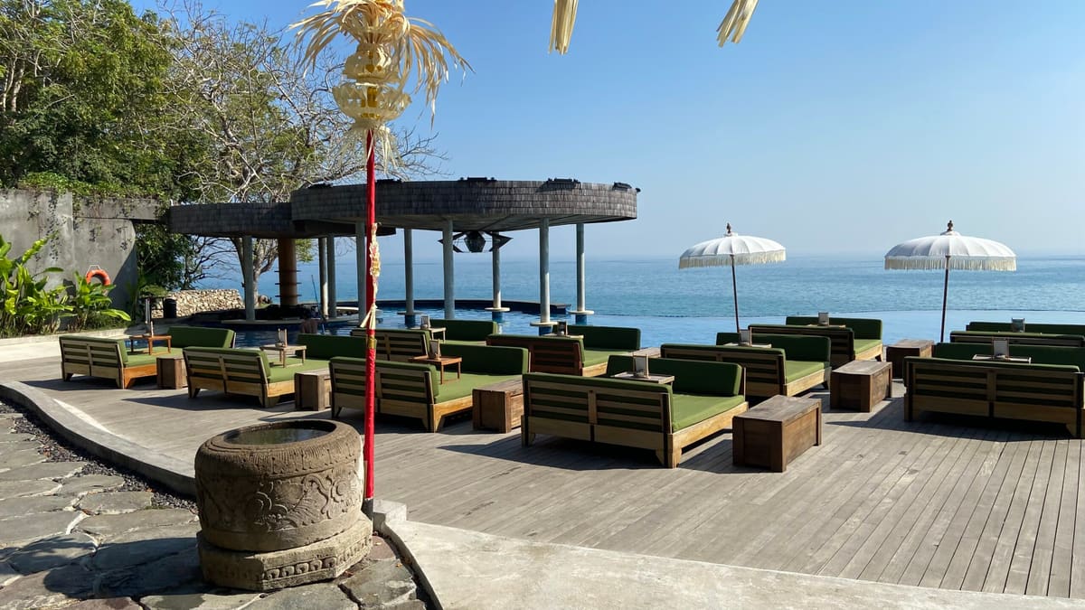 Locca Sea House