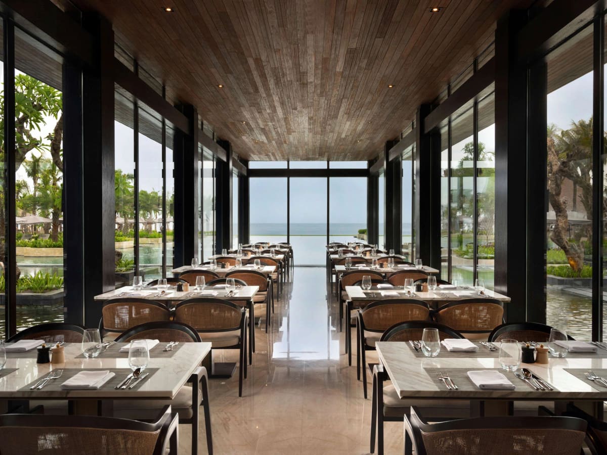 Sunday brunch at The Apurva Kempinski
